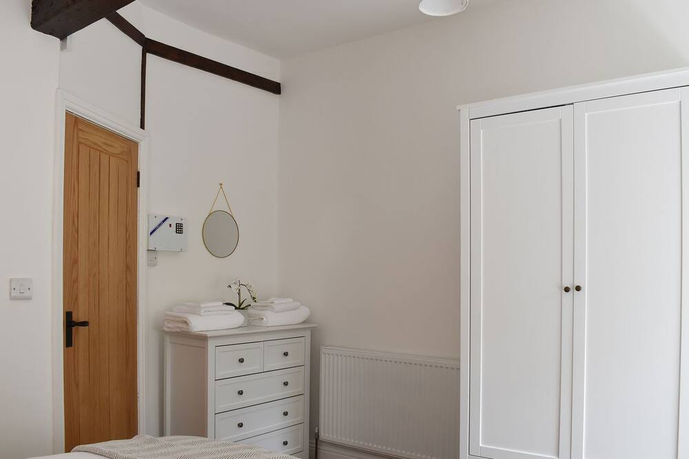 Photo of Bedroom in Oakworth
