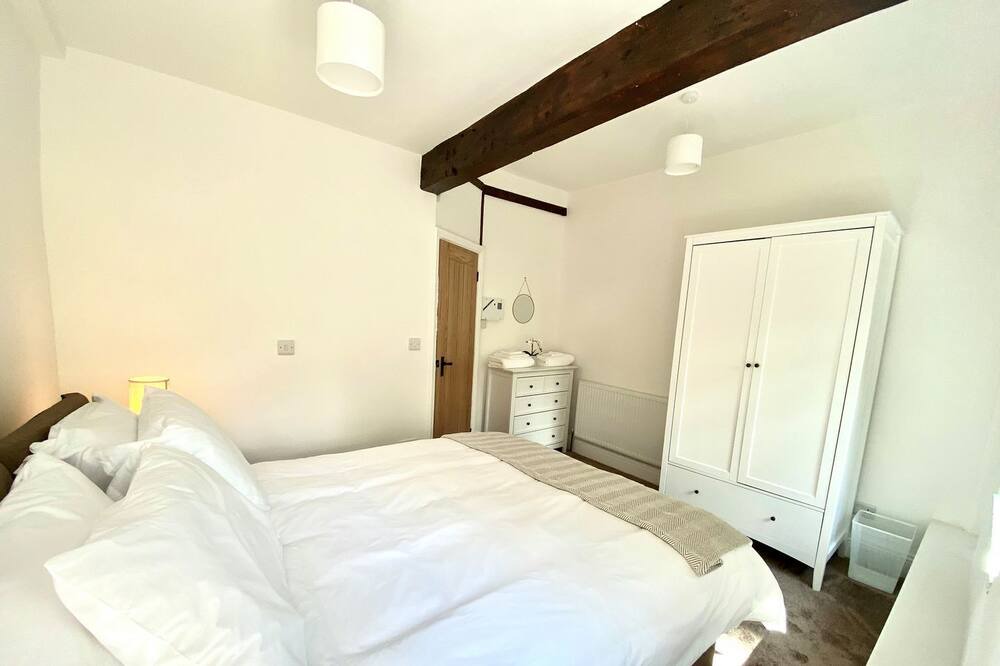 Photo of Bedroom in Oakworth