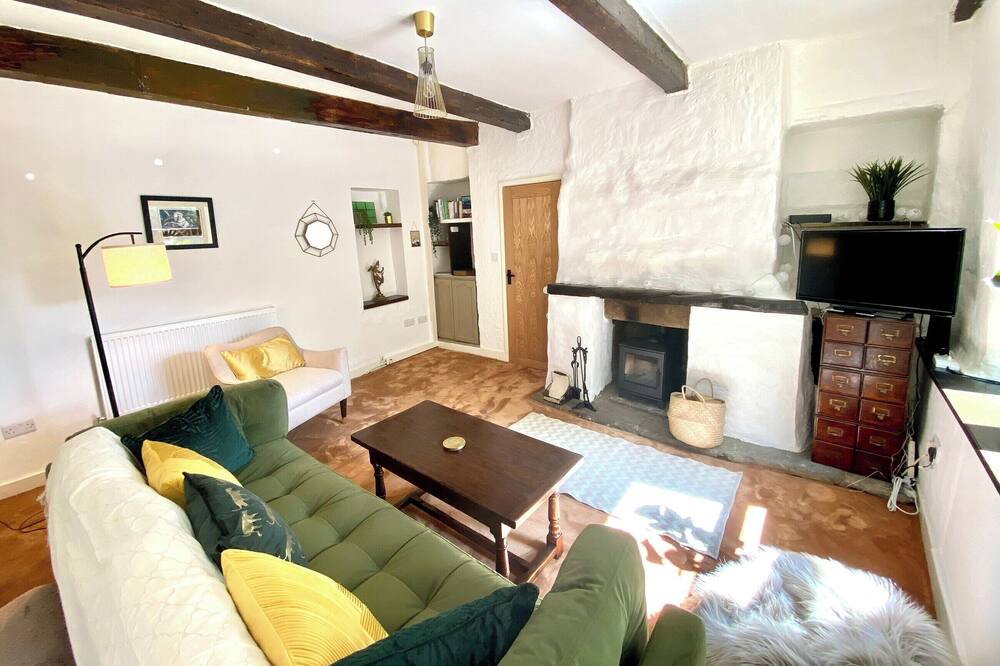Photo of Livingroom in Oakworth