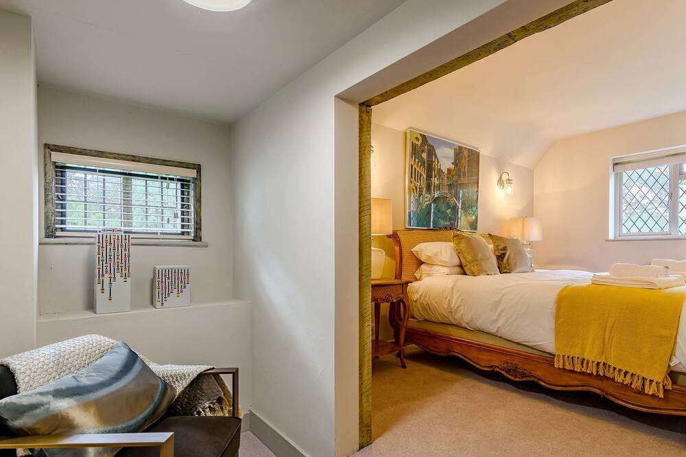 Photo of Bedroom in Worth