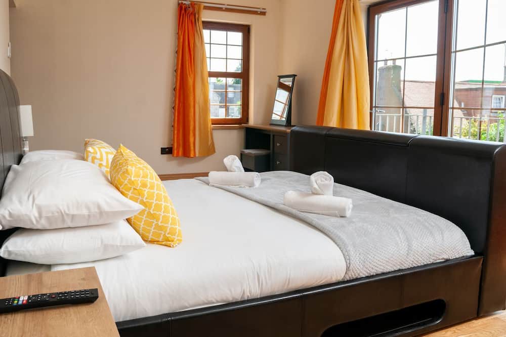 Photo of Others in MacMerry