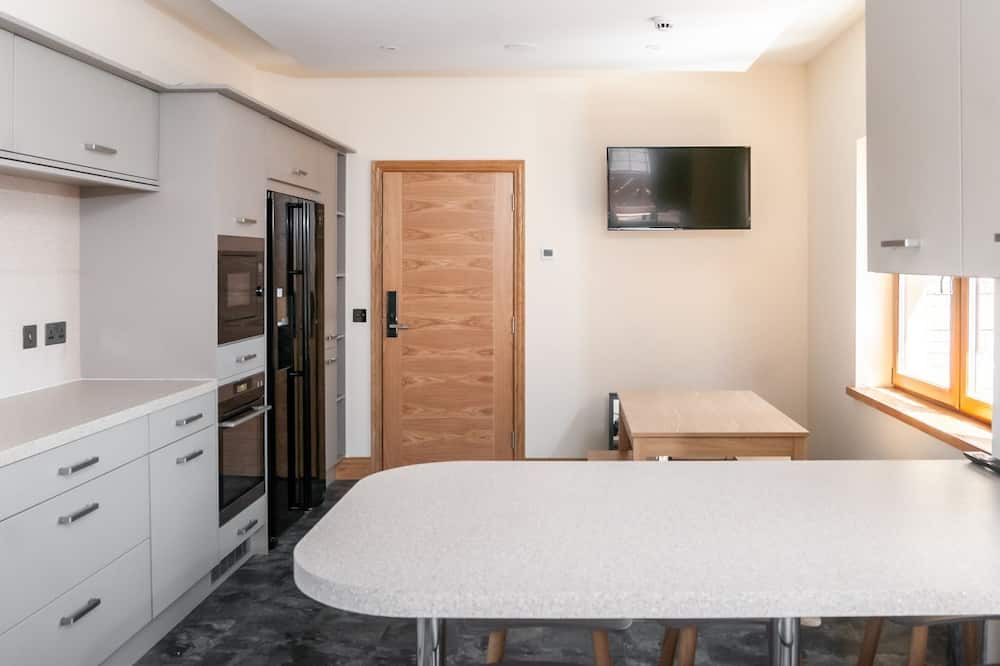 Photo of Others in MacMerry