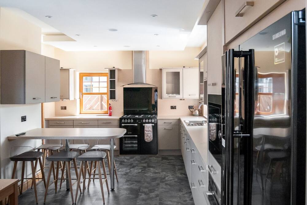 Photo of Others in MacMerry