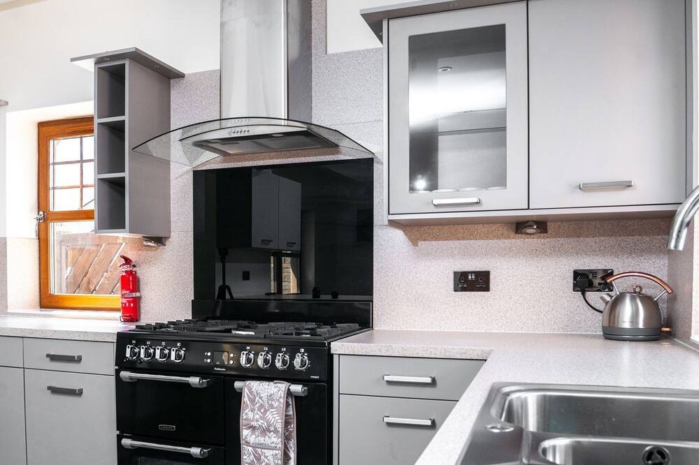 Photo of Others in MacMerry