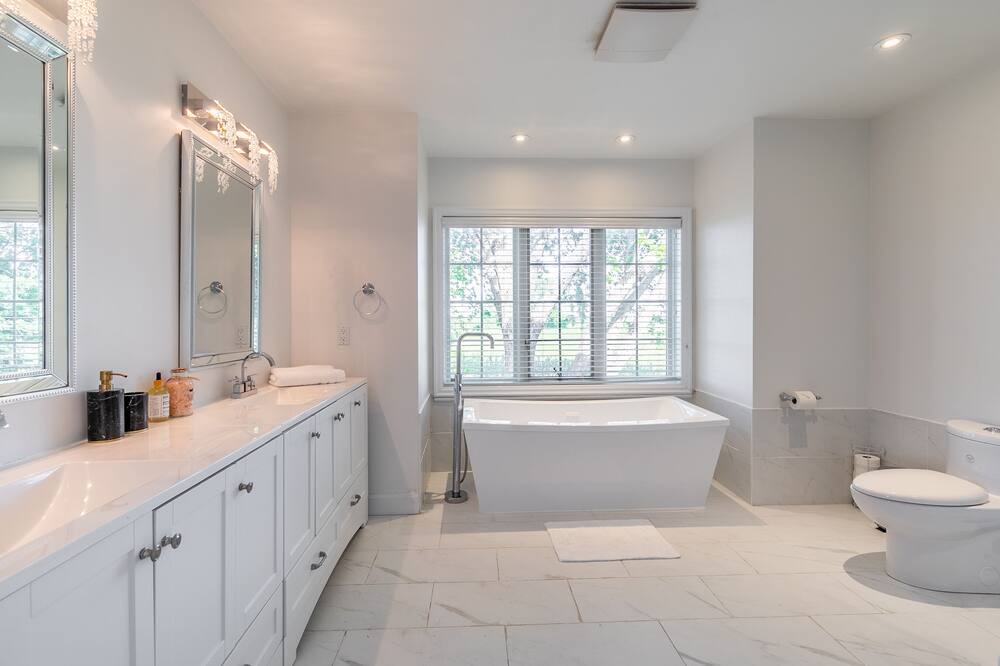Photo of Bathroom in Jordan Harbour