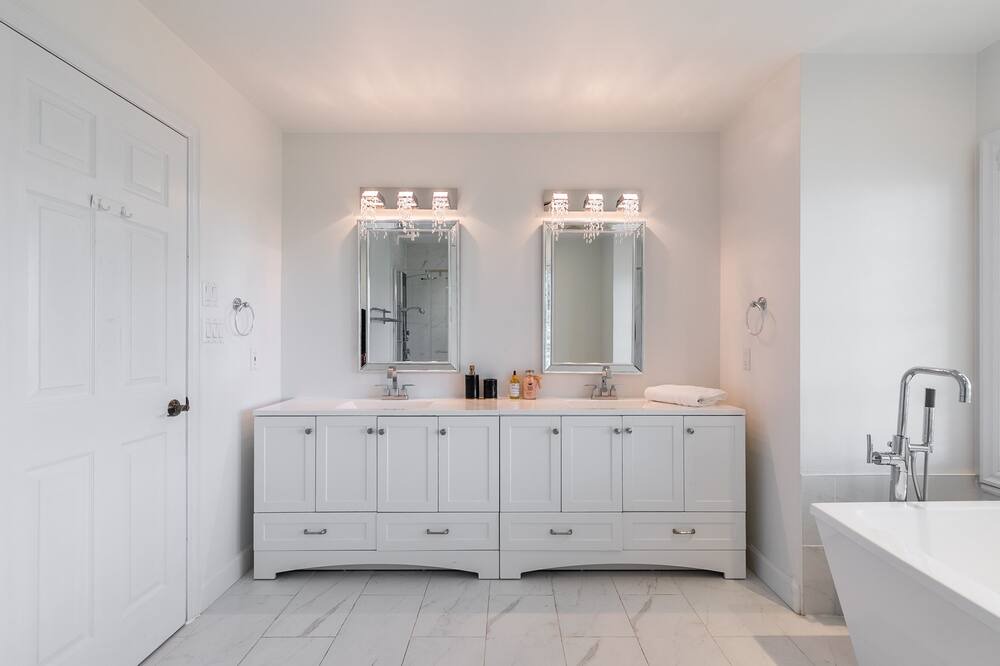 Photo of Bathroom in Jordan Harbour