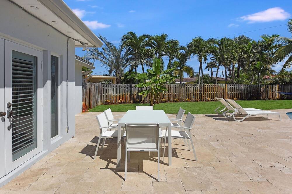 Photo of Outdoor in Lighthouse Point