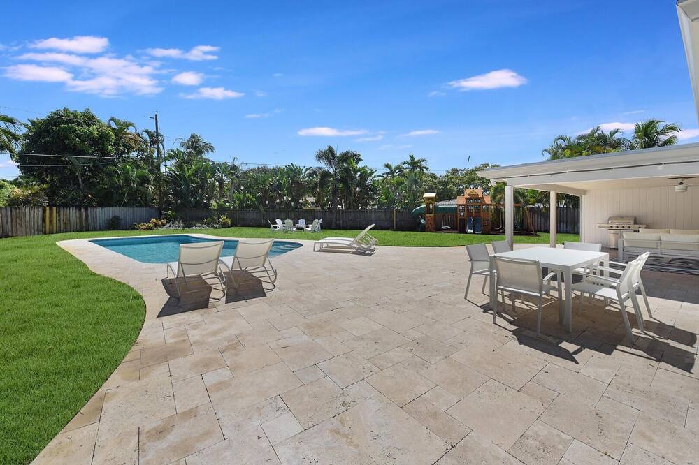 Photo of Outdoor in Lighthouse Point