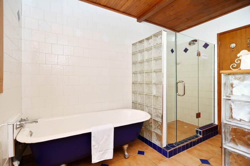 Photo of Bathroom in Leithfield