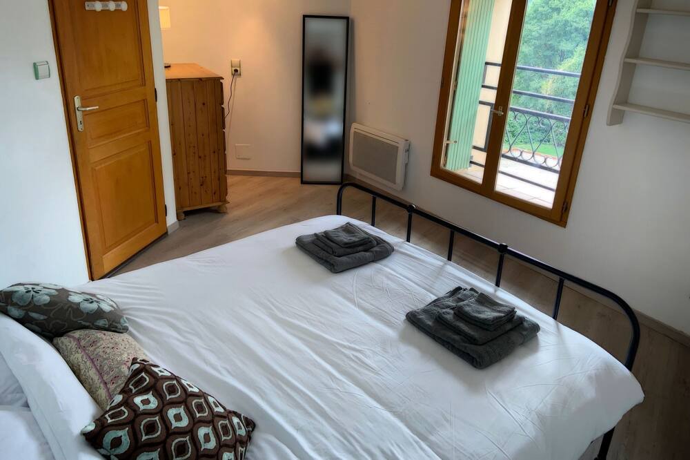 Photo of Bedroom in Ceret