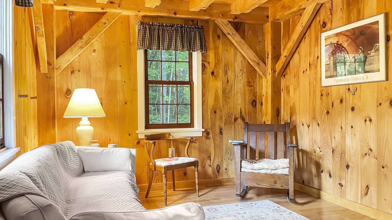 Photo of Bedroom in Rumney