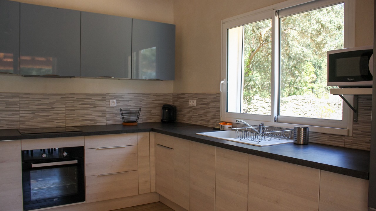 Photo of Kitchen in Montaren-et-Saint-Mediers