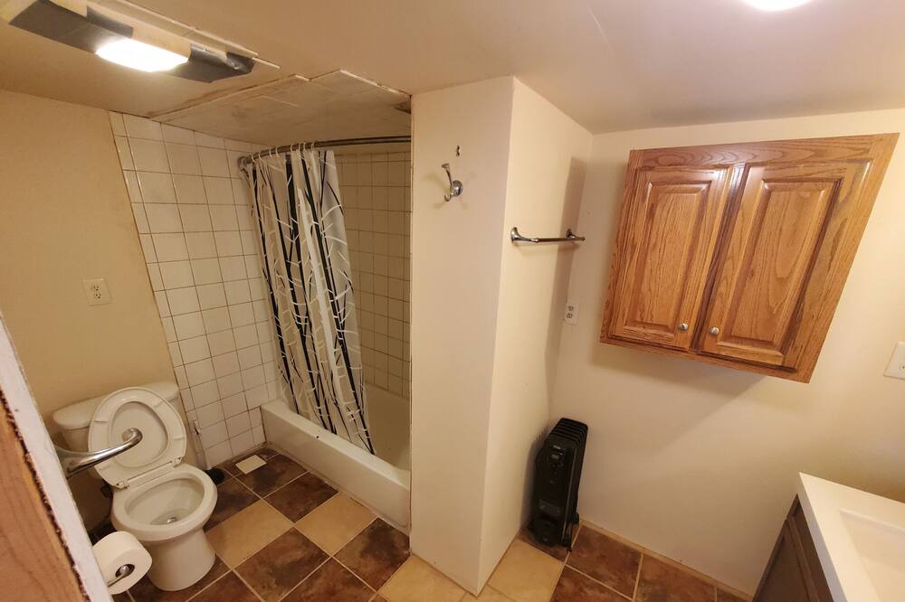 Photo of Bathroom in Oneida