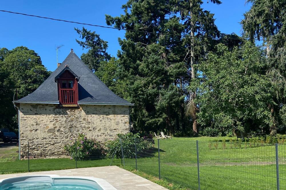 Photo of Outdoor in La Ferriere-de-Flee