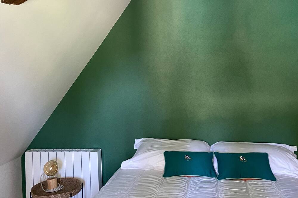 Photo of Bedroom in La Ferriere-de-Flee