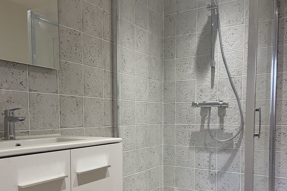 Photo of Bathroom in La Ferriere-de-Flee