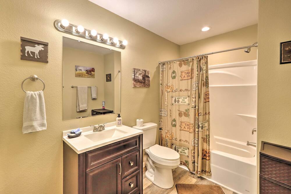 Photo of Bathroom in Murphy