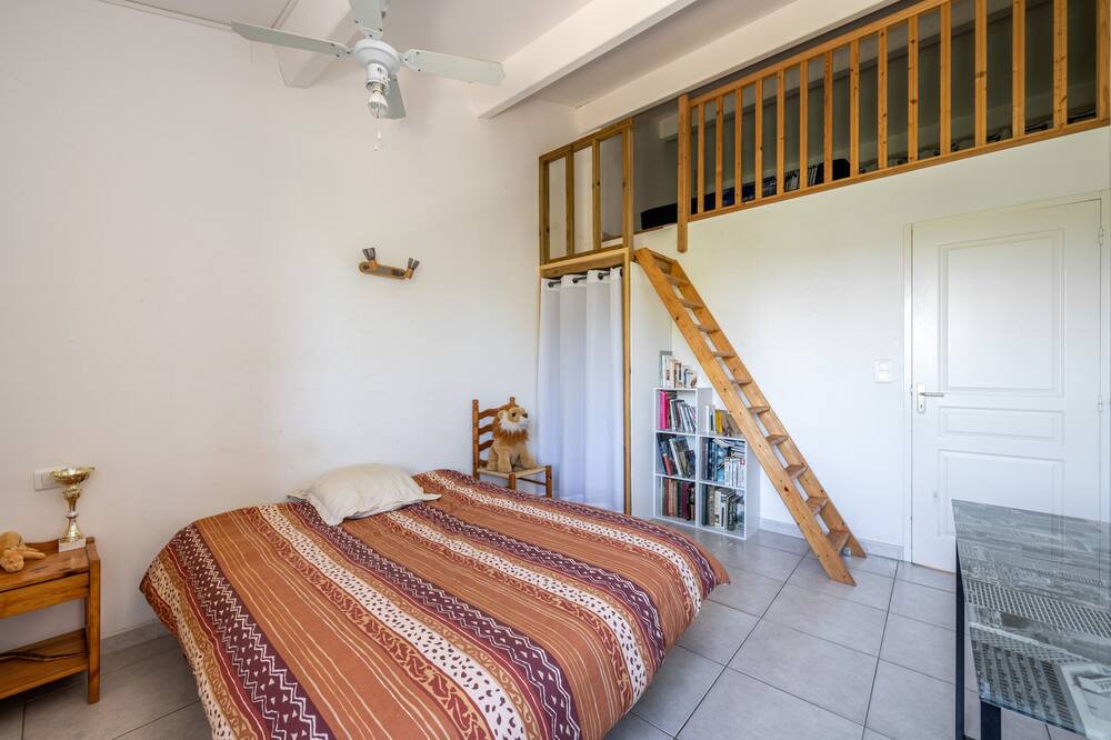Photo of Bedroom in Vauvert
