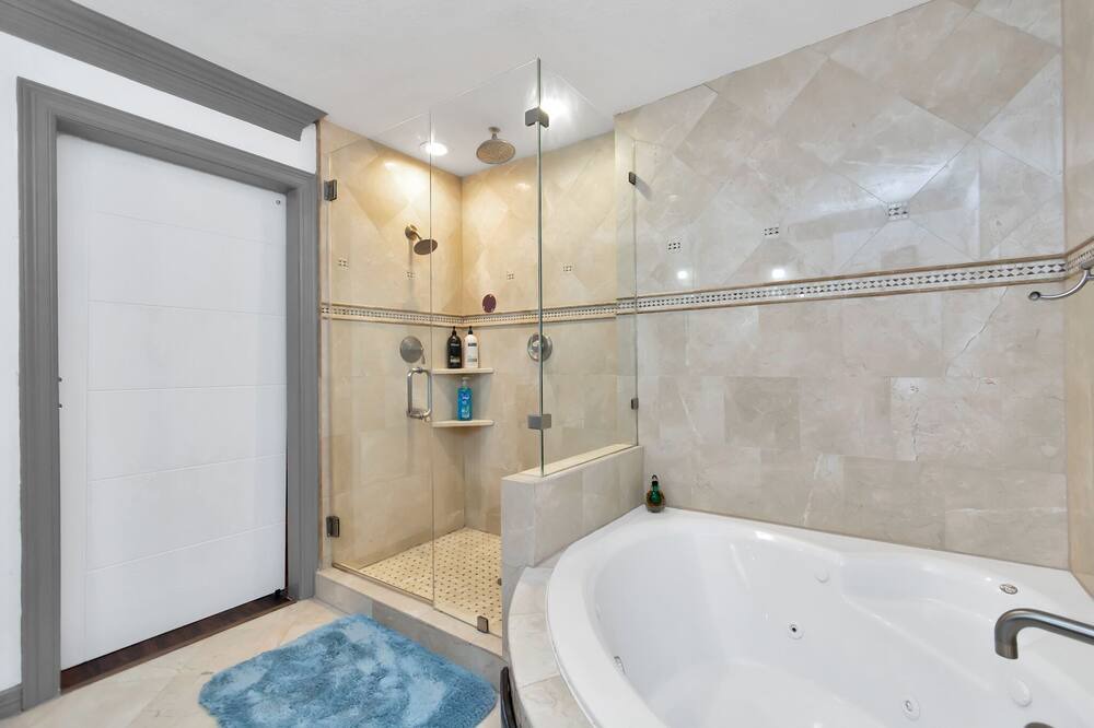 Photo of Bathroom in Ponderosa Forest