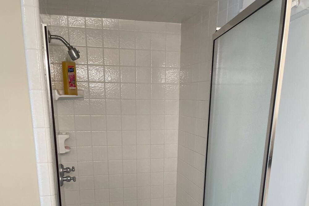 Photo of Bathroom in Montrose