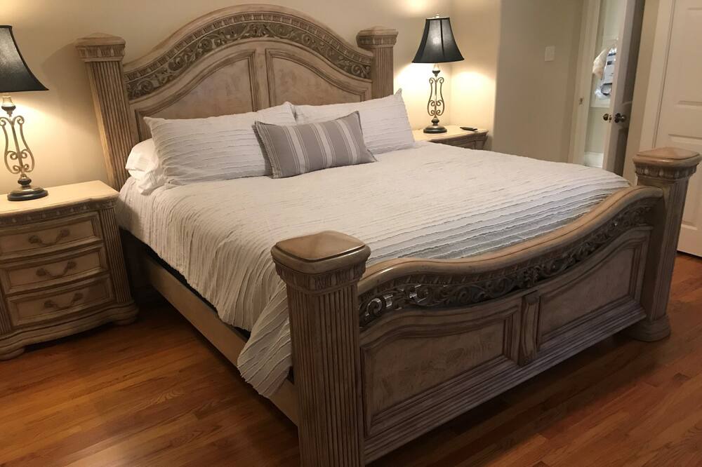 Photo of Bedroom in Montrose