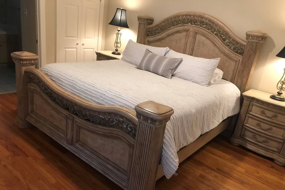 Photo of Bedroom in Montrose