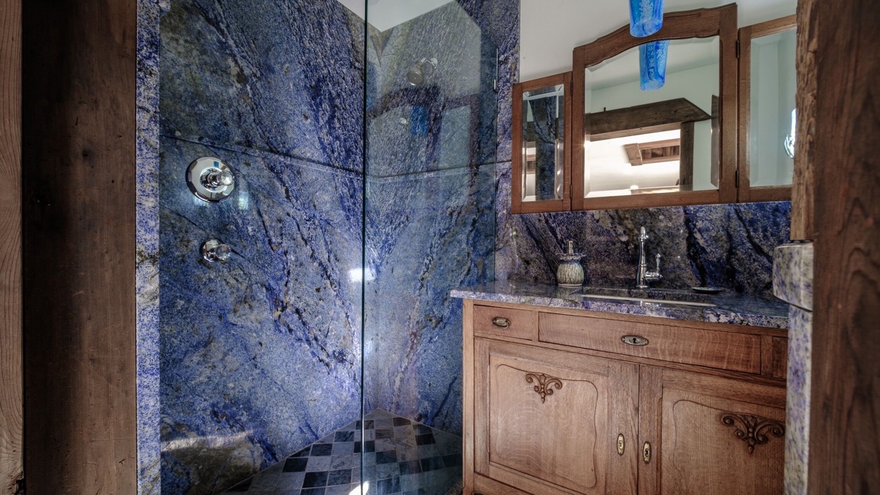 Photo of Others in Salyer