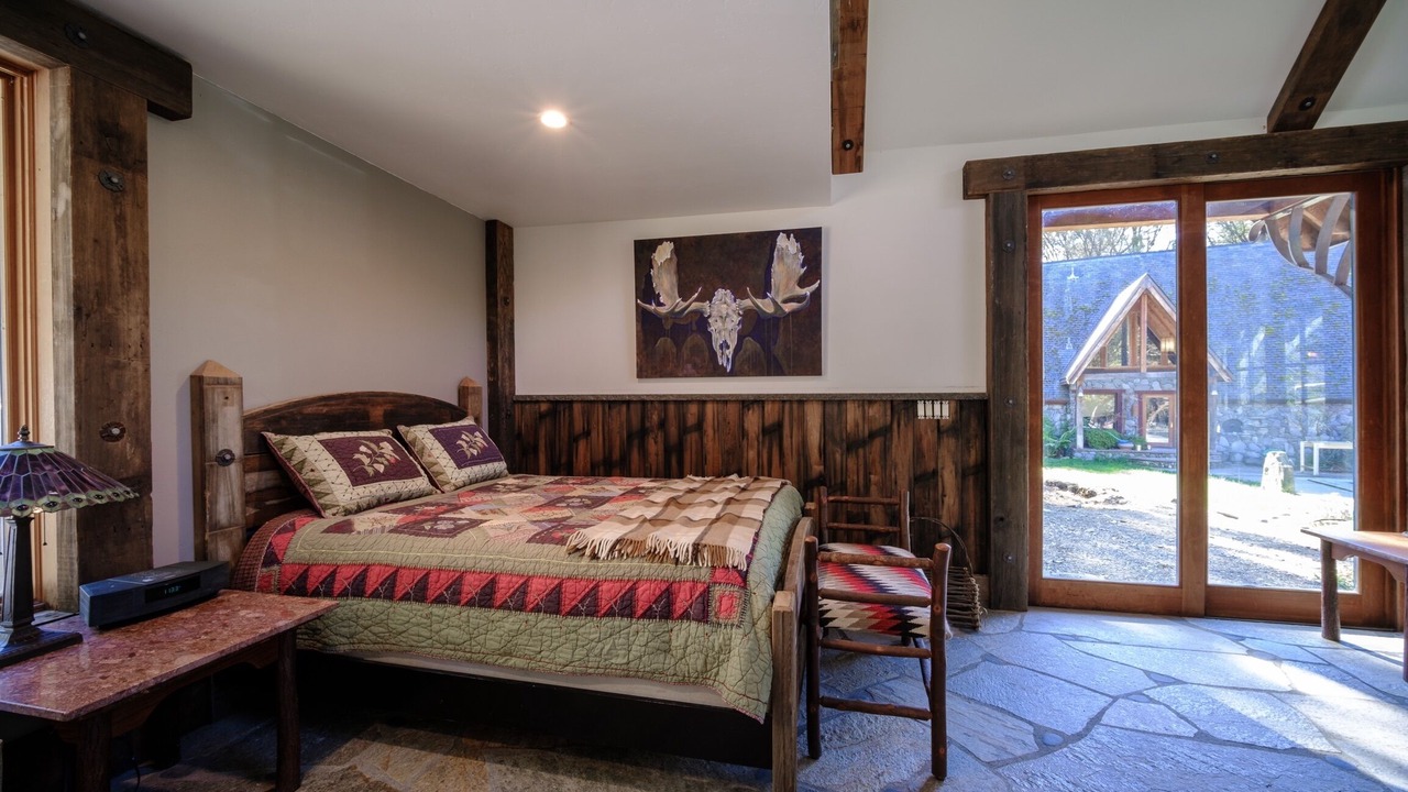 Photo of Others in Salyer