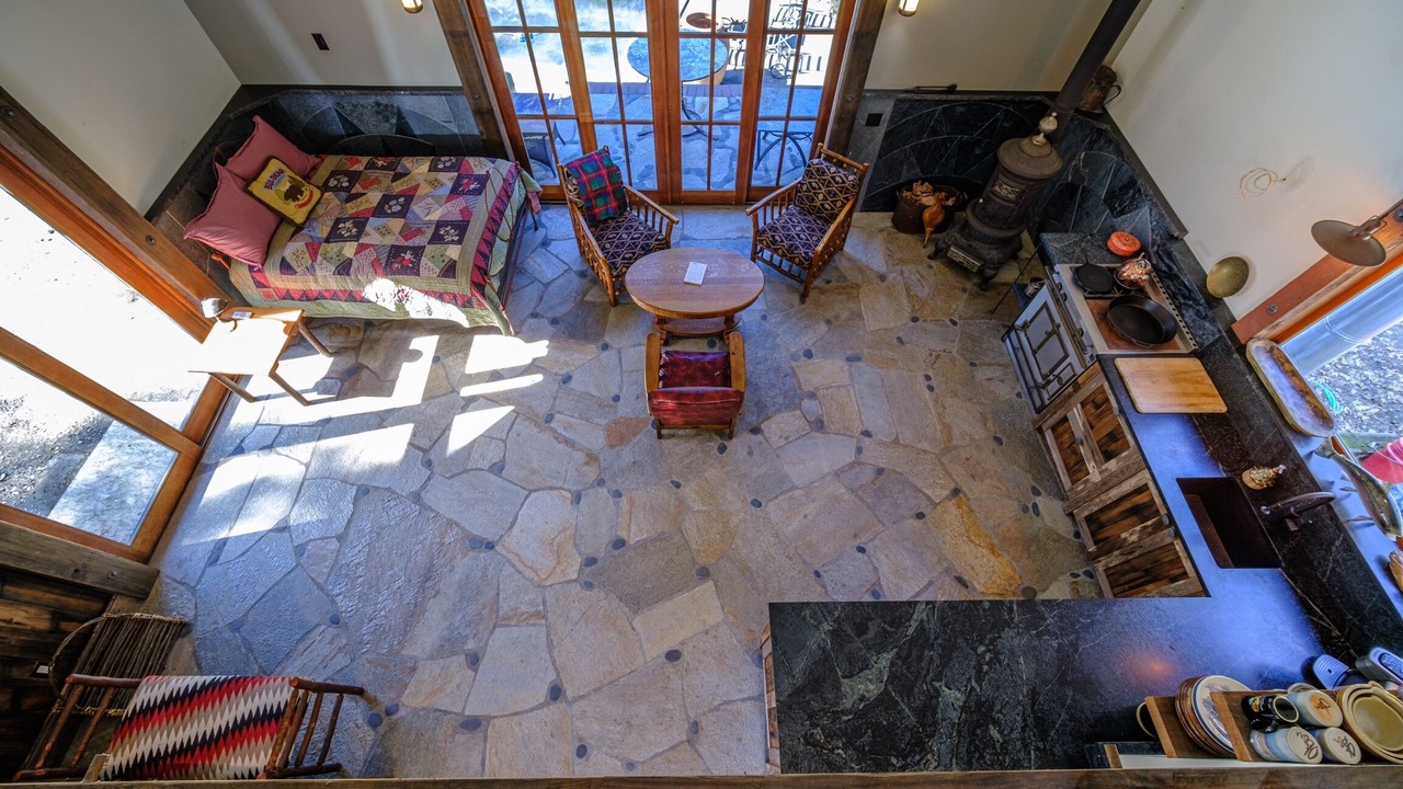 Photo of Others in Salyer