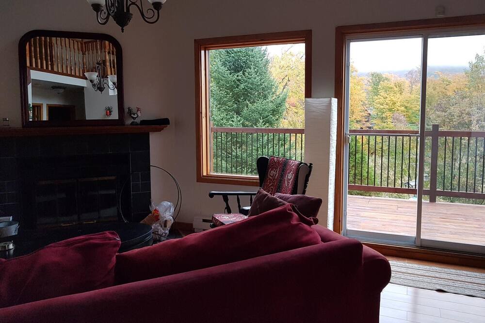 Photo of Livingroom in Austin