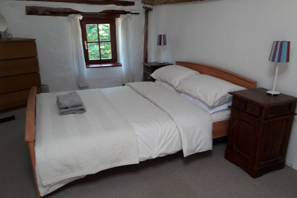 Photo of Bedroom in Saint-Pierre-du-Chemin