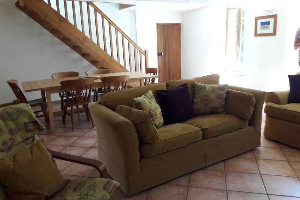 Photo of Livingroom in Saint-Pierre-du-Chemin