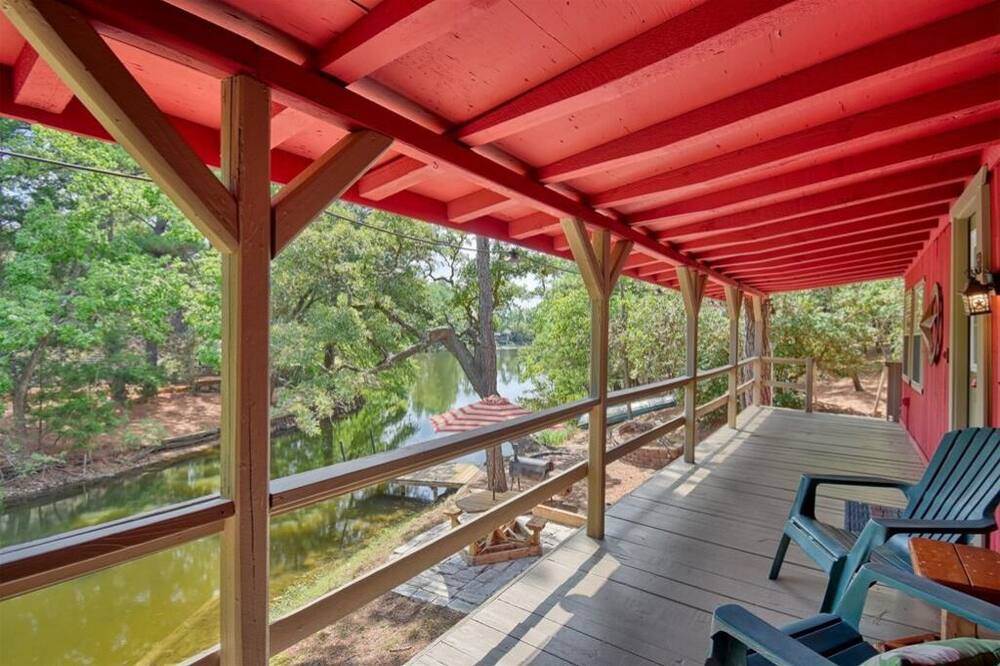Photo of Patio Balcony in La Grange
