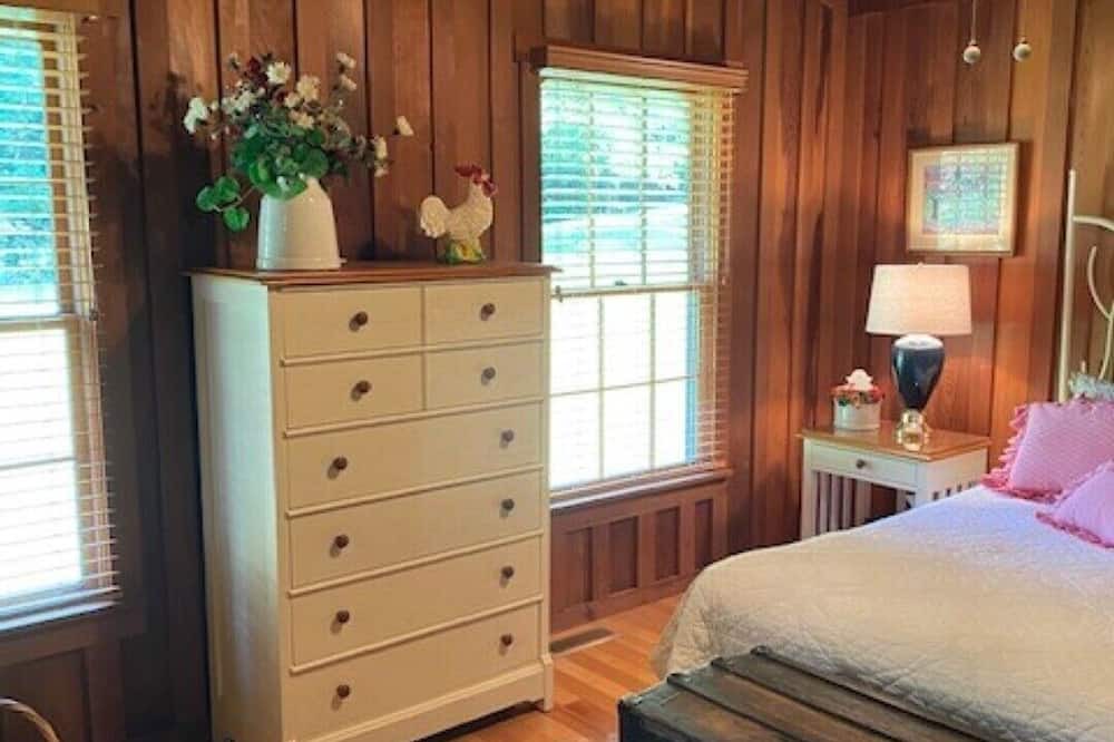 Photo of Bedroom in Flatgap