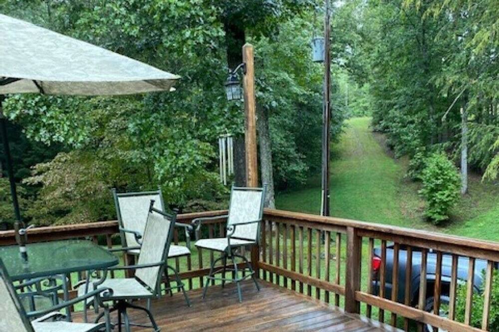 Photo of Patio Balcony in Flatgap