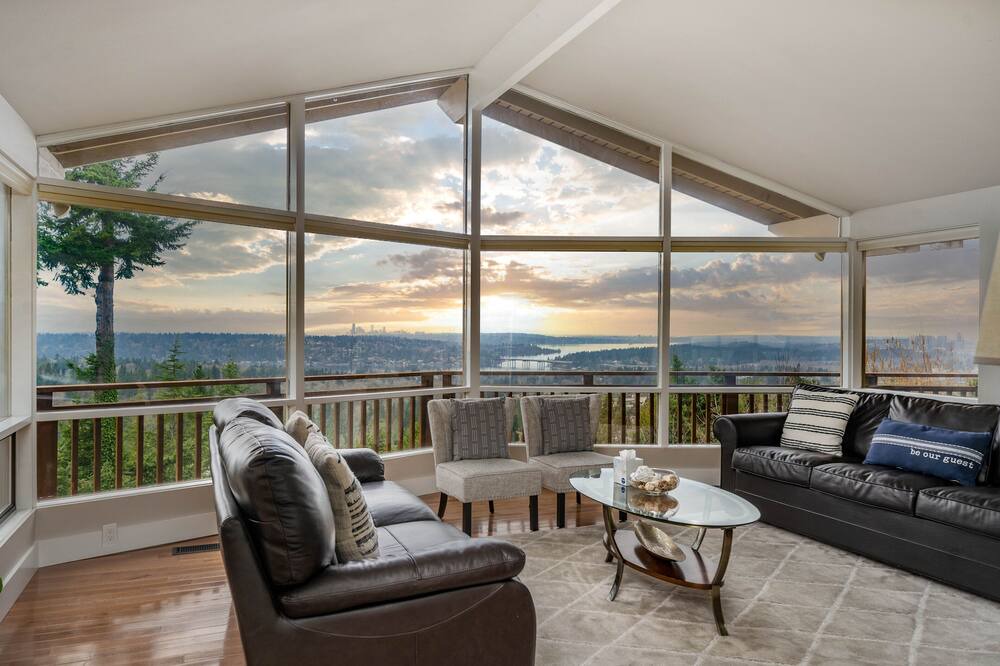 Photo of Livingroom in Somerset