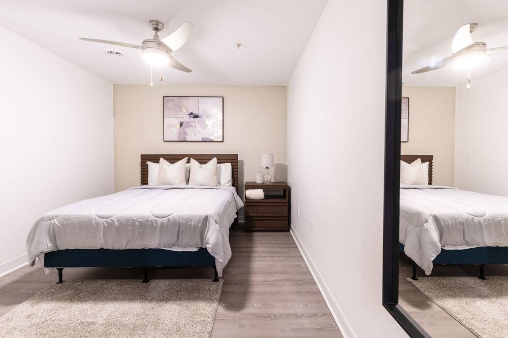 Photo of Bedroom in Monroe Ward