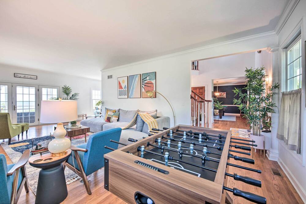 Photo of Livingroom in Pleasant Prairie