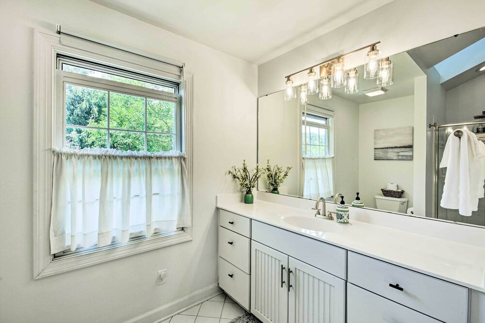 Photo of Bathroom in Pleasant Prairie
