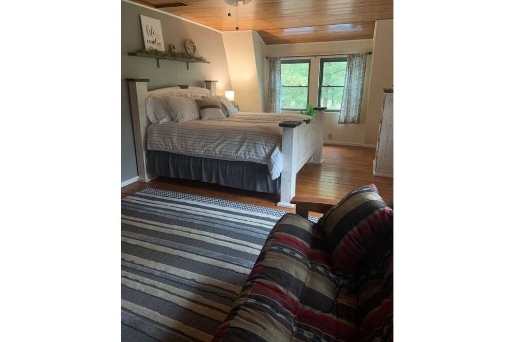 Photo of Bedroom in Blossom