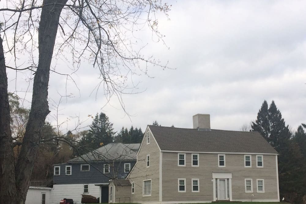 Photo of Outdoor in Methuen