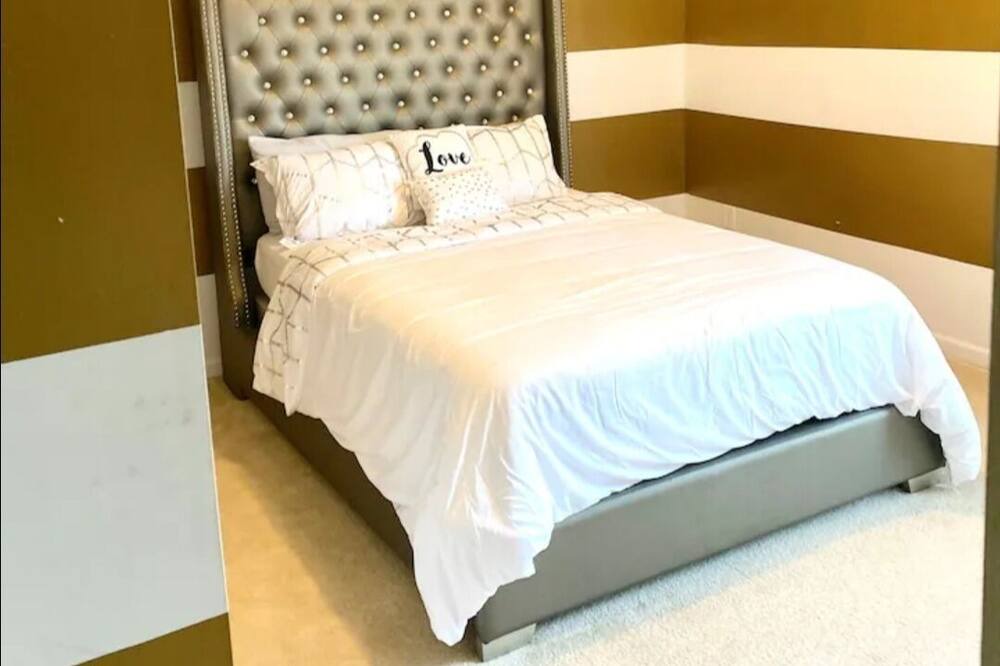 Photo of Bedroom in Ellenwood