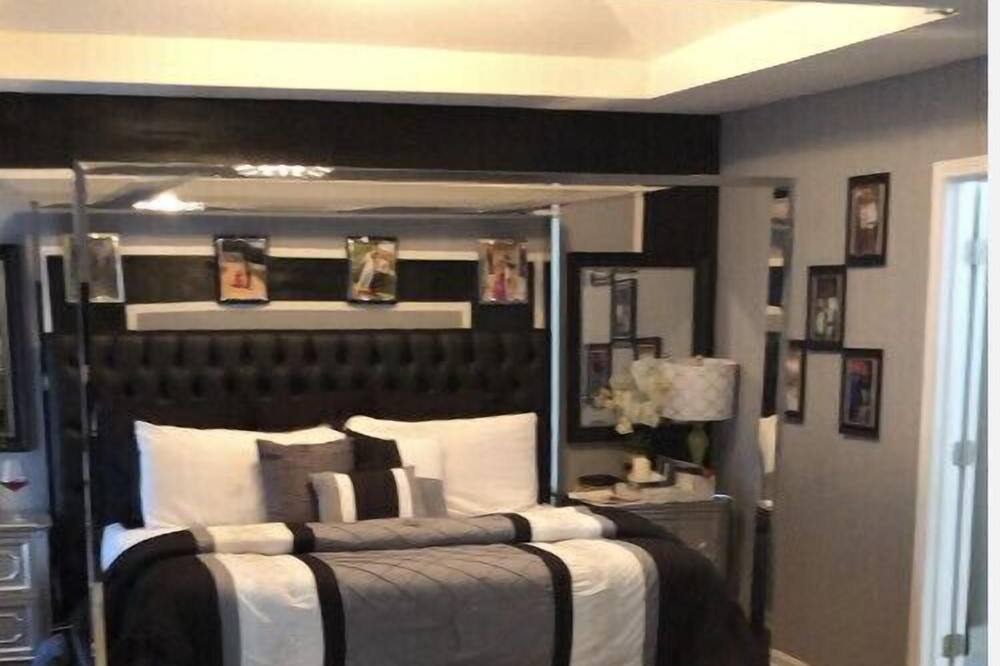 Photo of Livingroom in Ellenwood