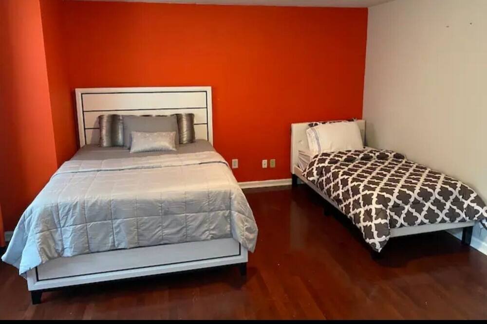 Photo of Bedroom in Ellenwood