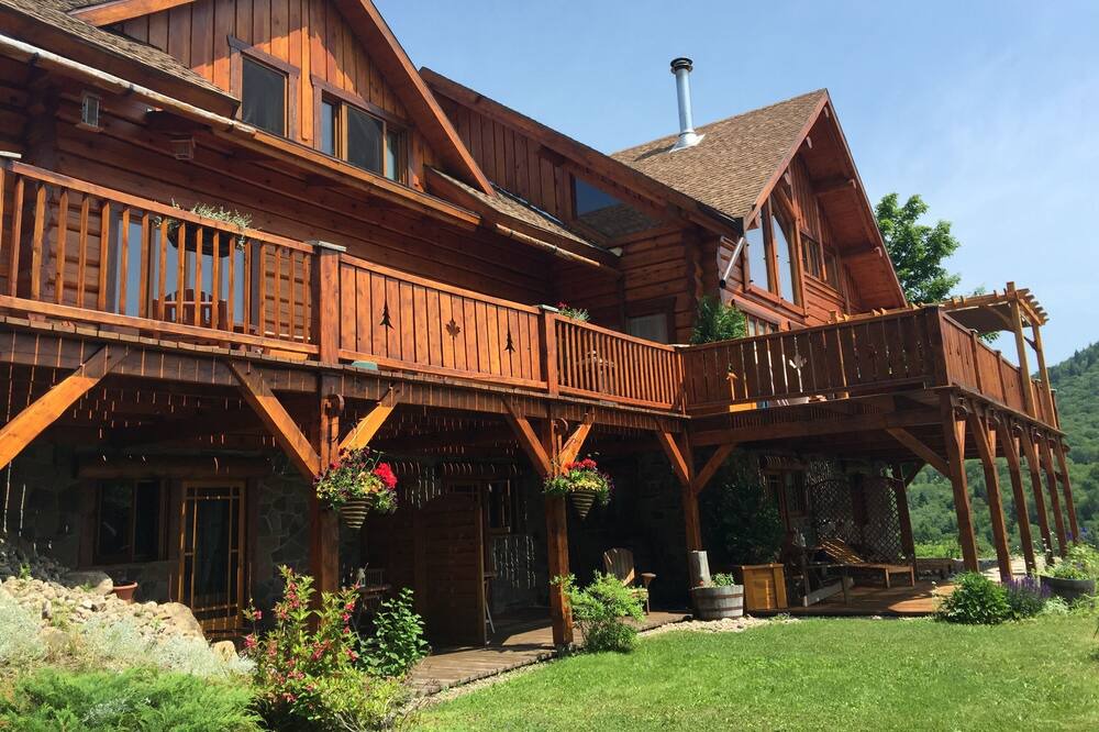 Photo of Outdoor in Saint-Brigitte-de-Laval