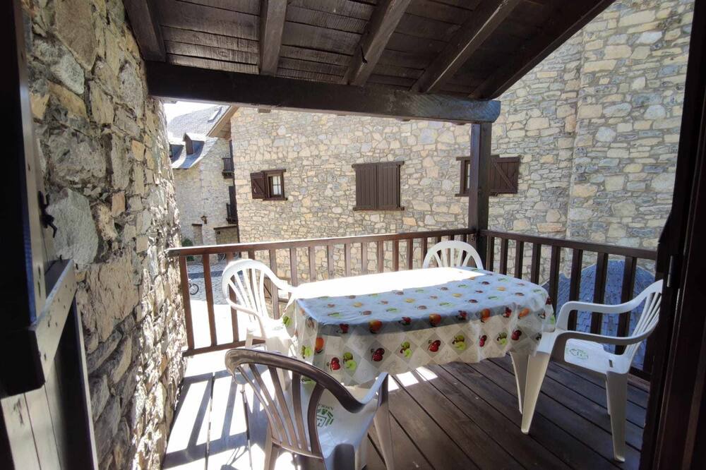 Photo of Patio Balcony in Linsoles