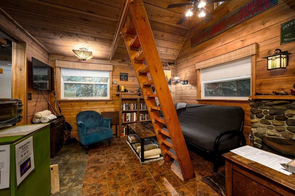 Photo of Livingroom in Concrete