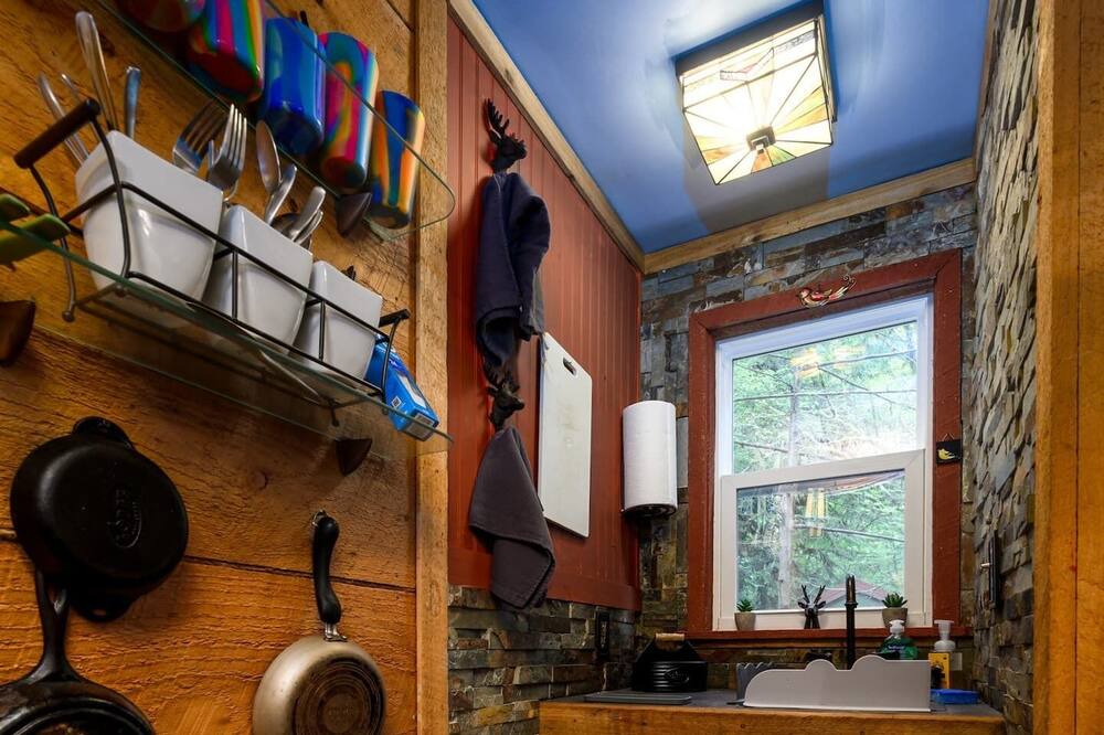Photo of Kitchen in Concrete