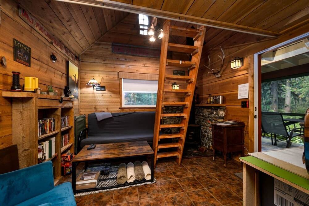 Photo of Livingroom in Concrete