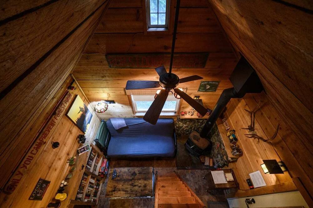 Photo of Bedroom in Concrete